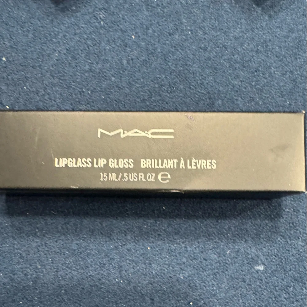 MAC pink Cosmetics bag w/Lipstick lipgloss & Eyeshadow Set/pretty & practical